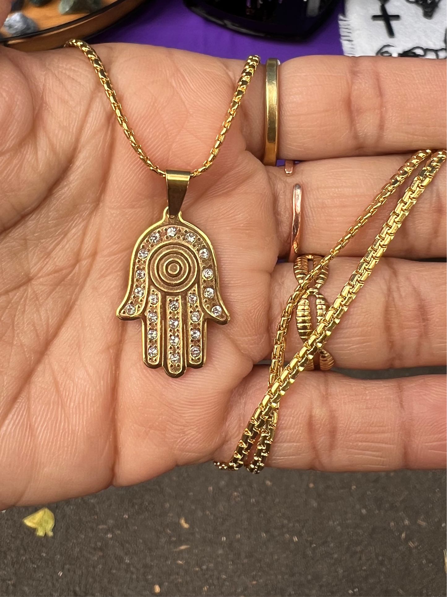 Hamsa Swirl (gold) Necklace