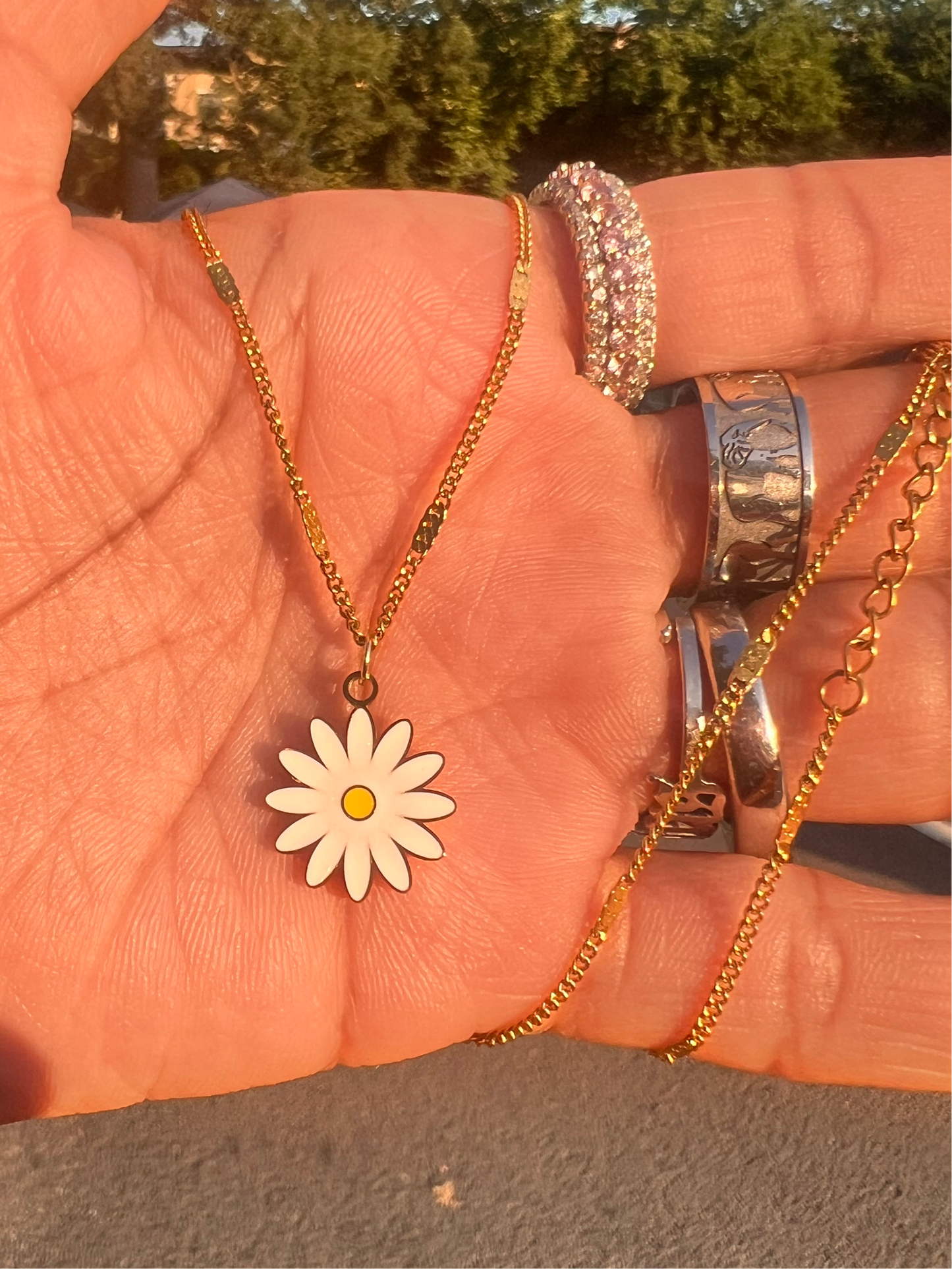 Daisy Up Necklace